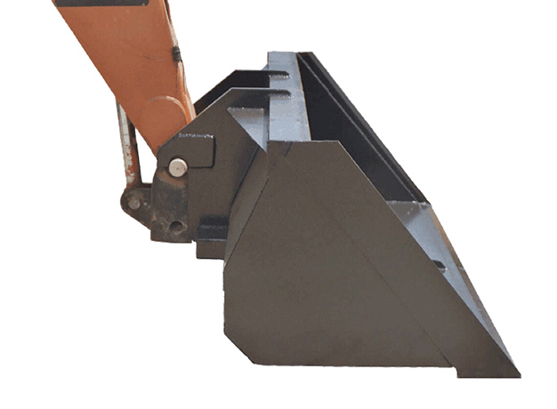 Quick-Tach connects directly to the end of the boom