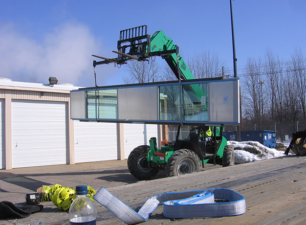 Crane Spreader bar in action